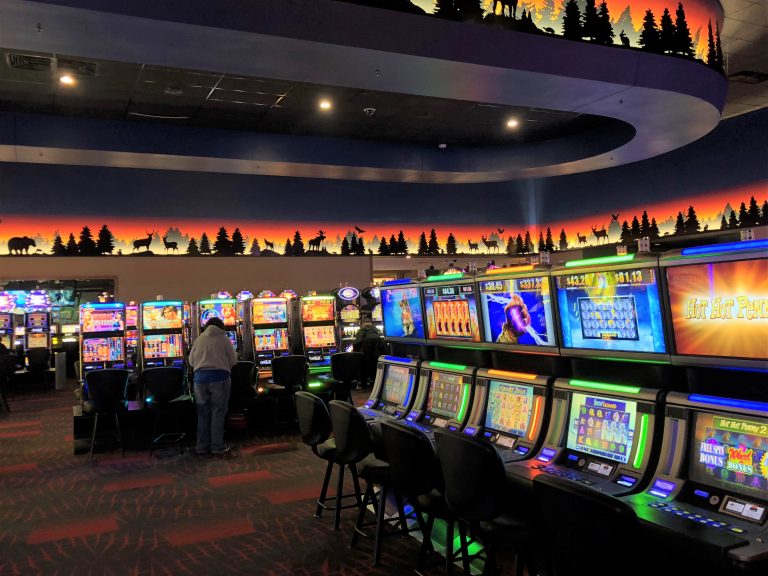 Le Casino du Lac Vieux Désert Lac Vieux Désert